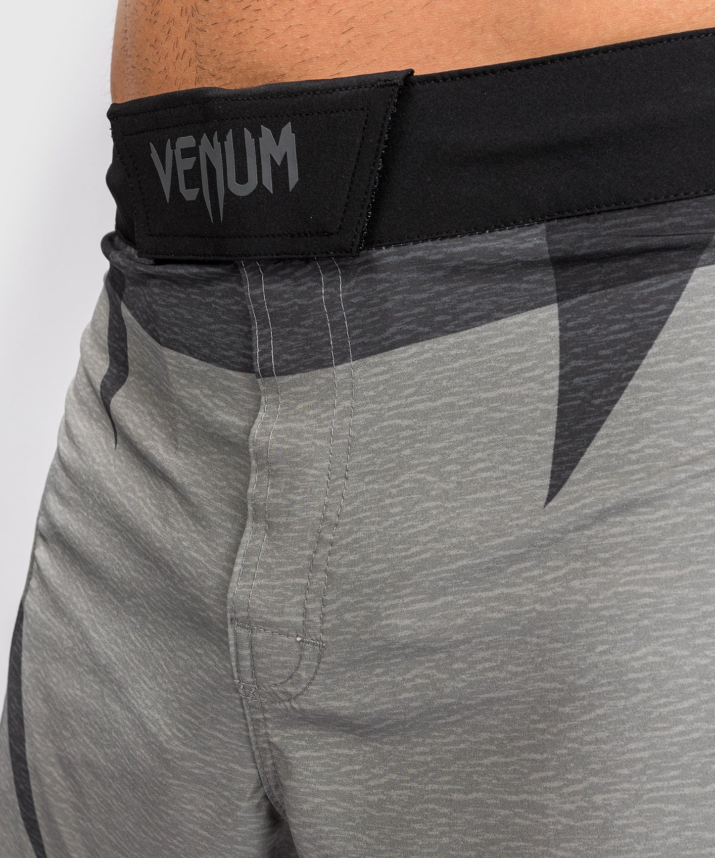 Venum Stone Fightshorts – Mineralgrün