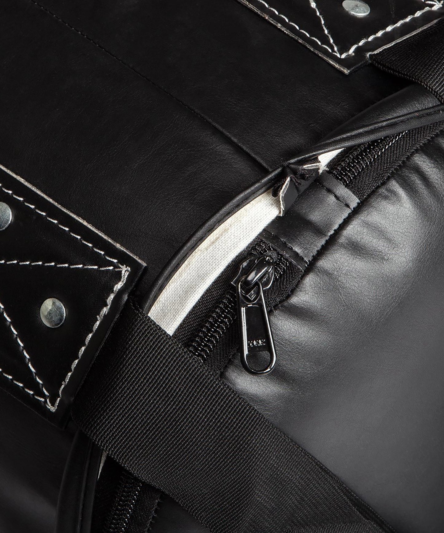 Venum Challenger Boxsack + Deckenhaken - Schwarz/Weiß - 130 cm - Gefüllt