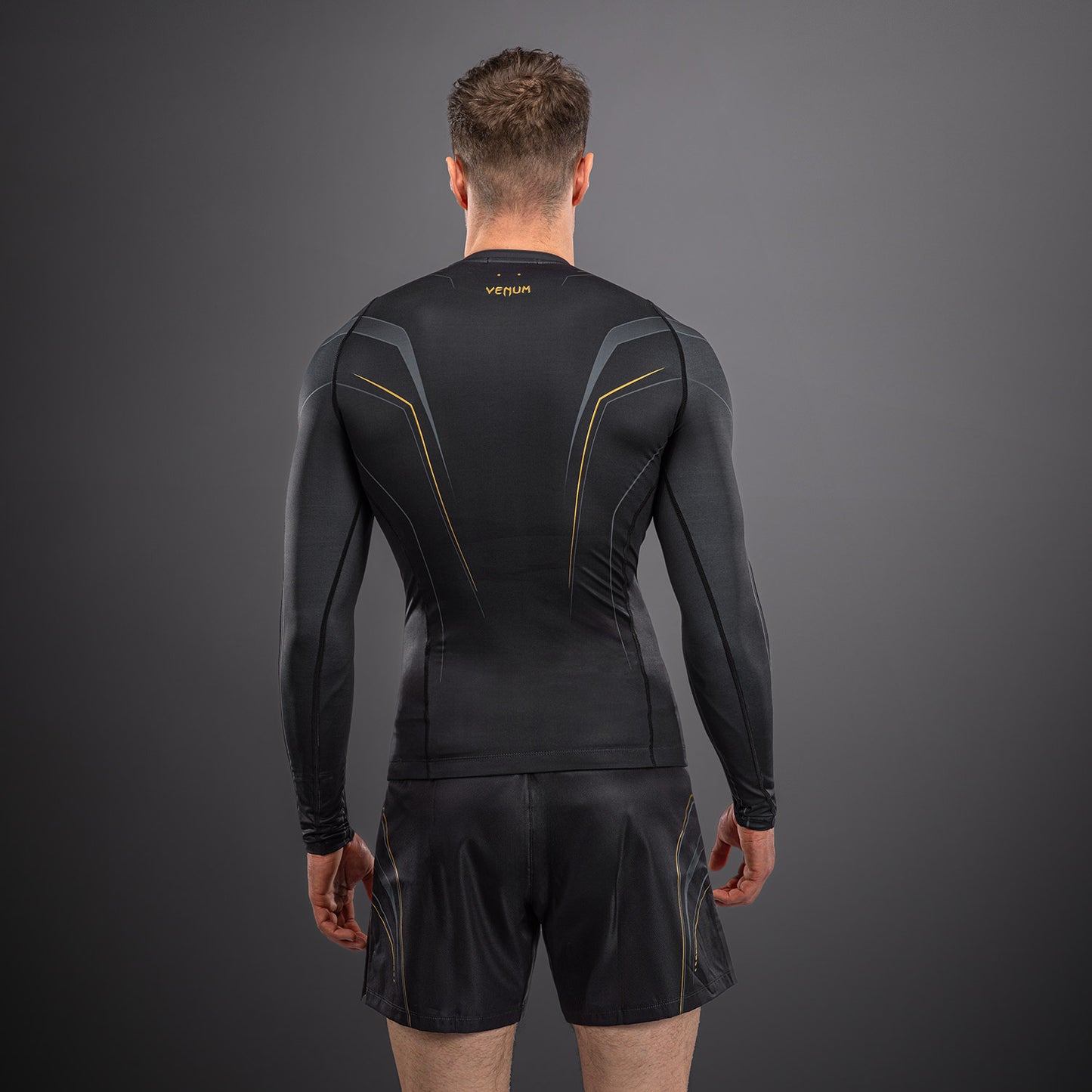 Venum Streamline Langarm Rashguard – Schwarz/Gold