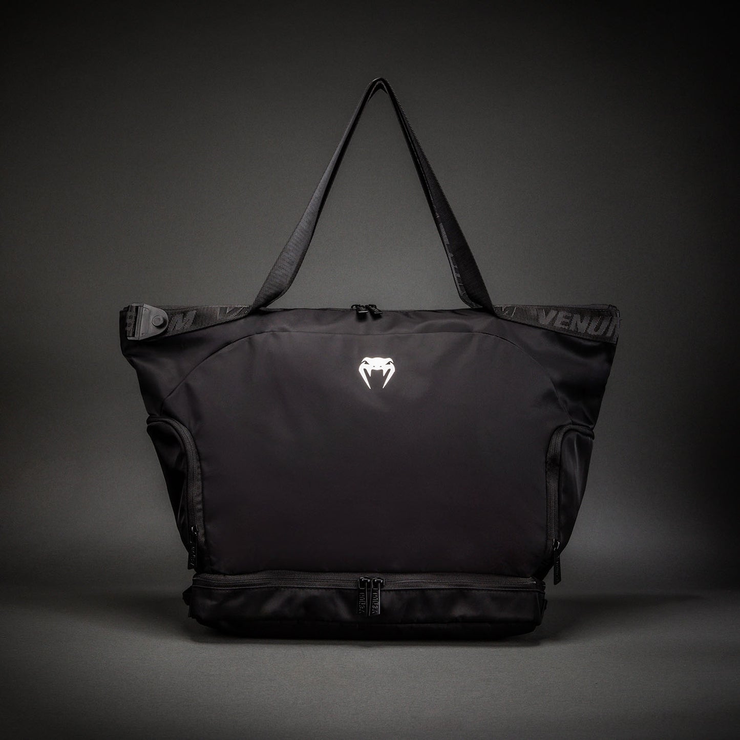 Venum Essential Sporttasche - Schwarz