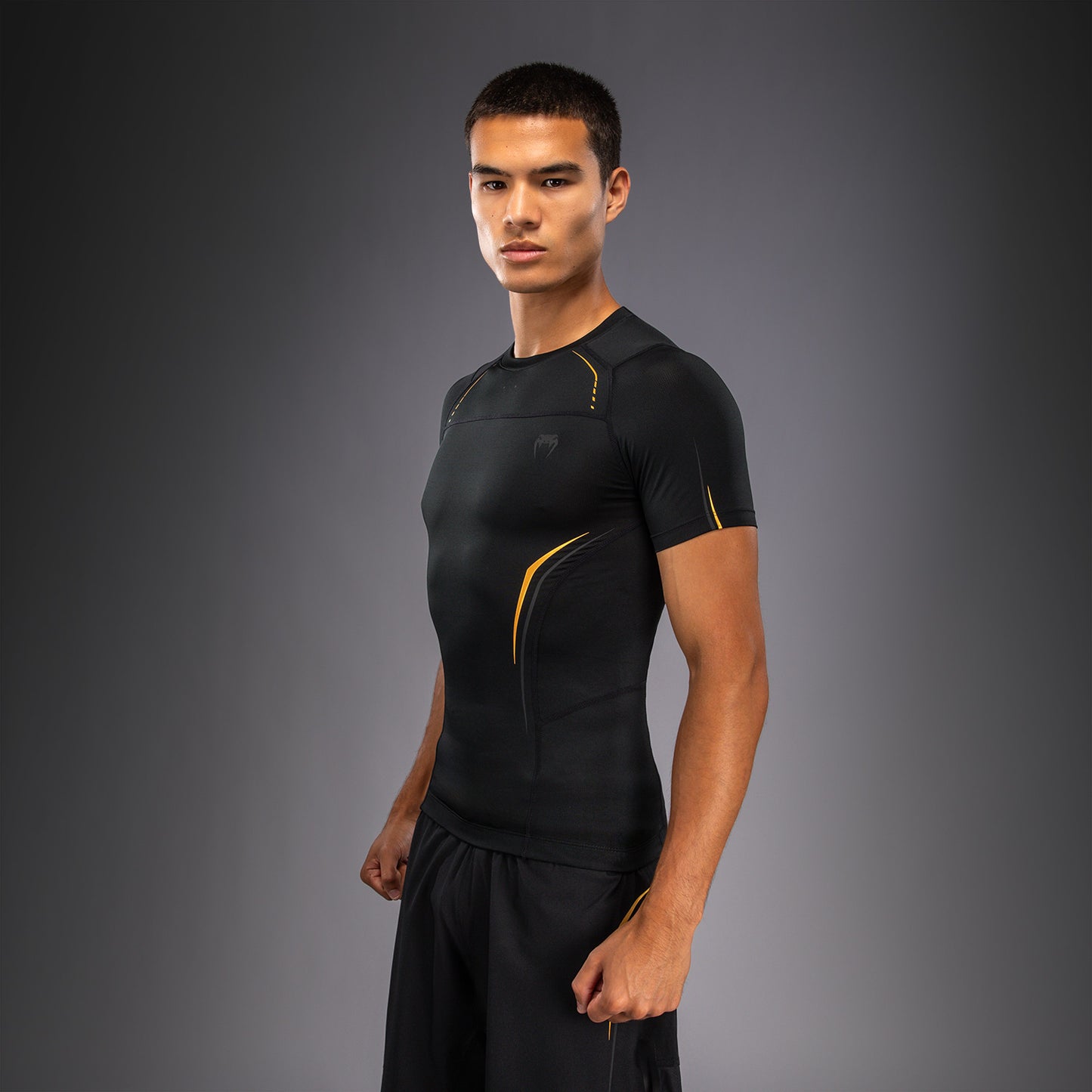 Venum G-Core Kurzarm Rashguard - Schwarz/Gold