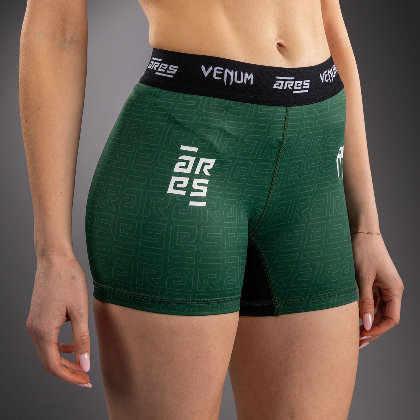 Venum x Ares 2.0 Trainingsshorts für Damen – Khaki