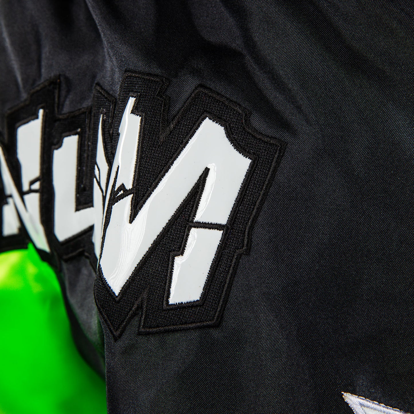 Venum Inferno 2.0 Muay Thai Shorts - Gelb/Schwarz
