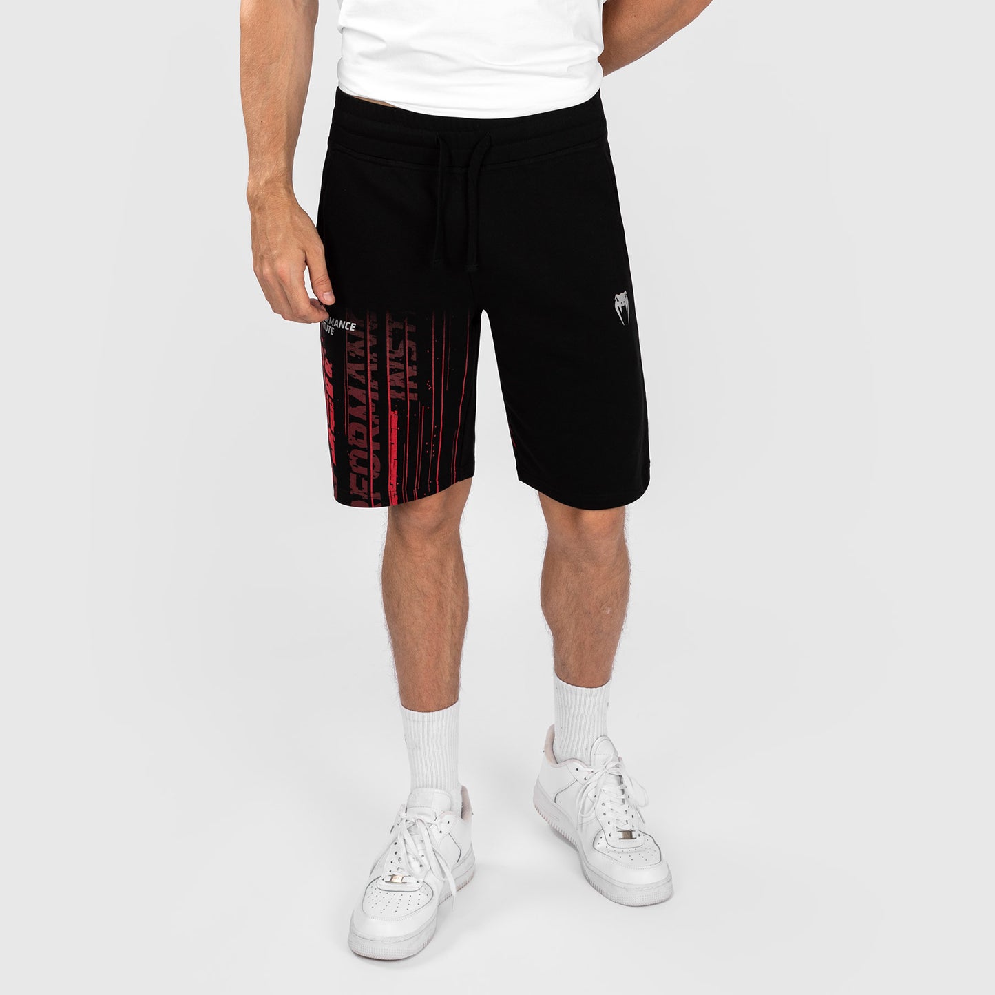 UFC Venum Performance Institute 2.0 Baumwoll-Short für Männer - Schwarz/Rot