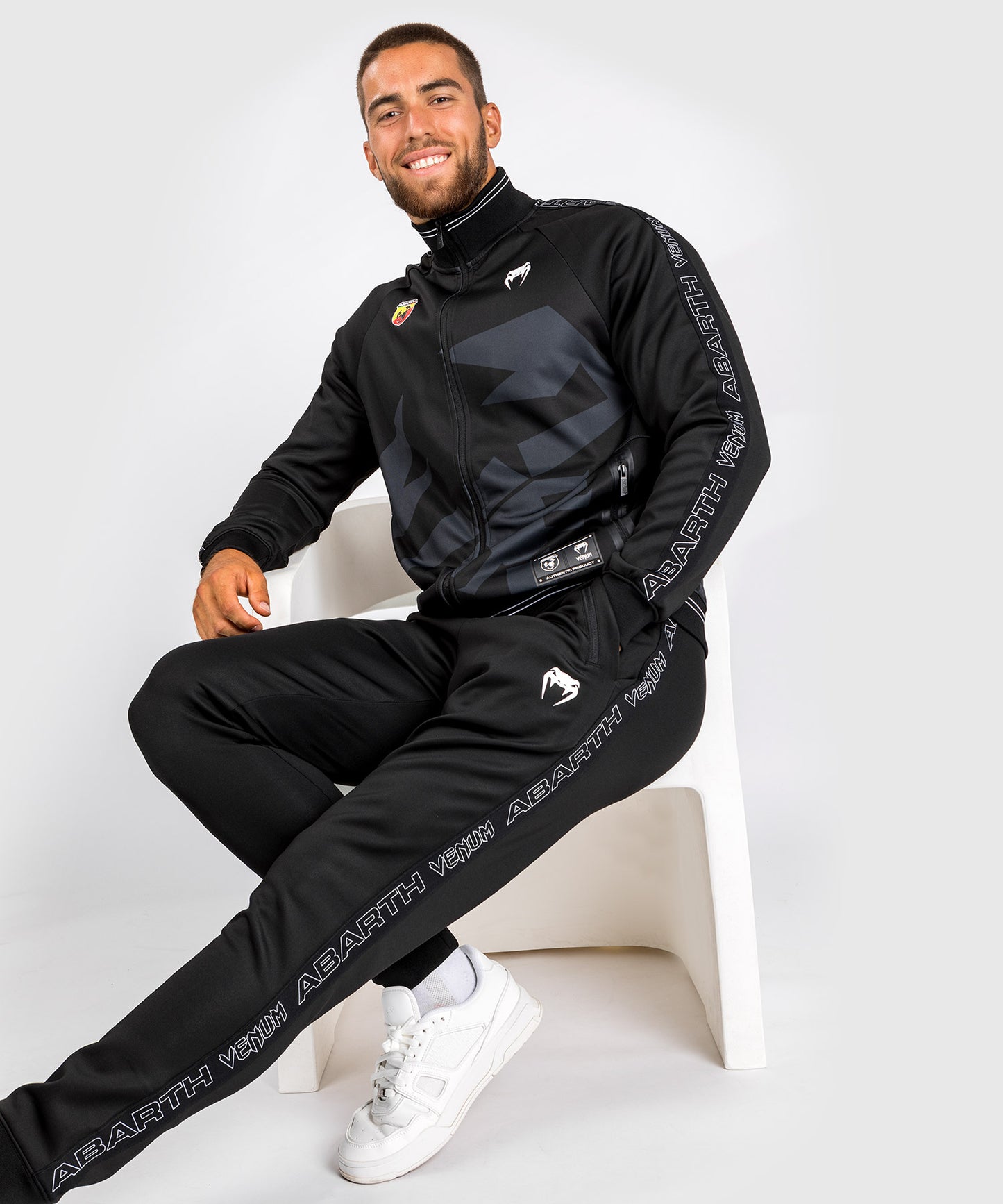 Venum Abarth #1 Reißverschlussjacke - Schwarz