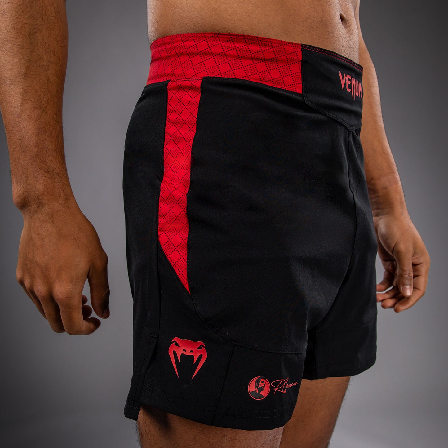 Venum x Roger Gracie Signature Fightshorts - Schwarz/Rot