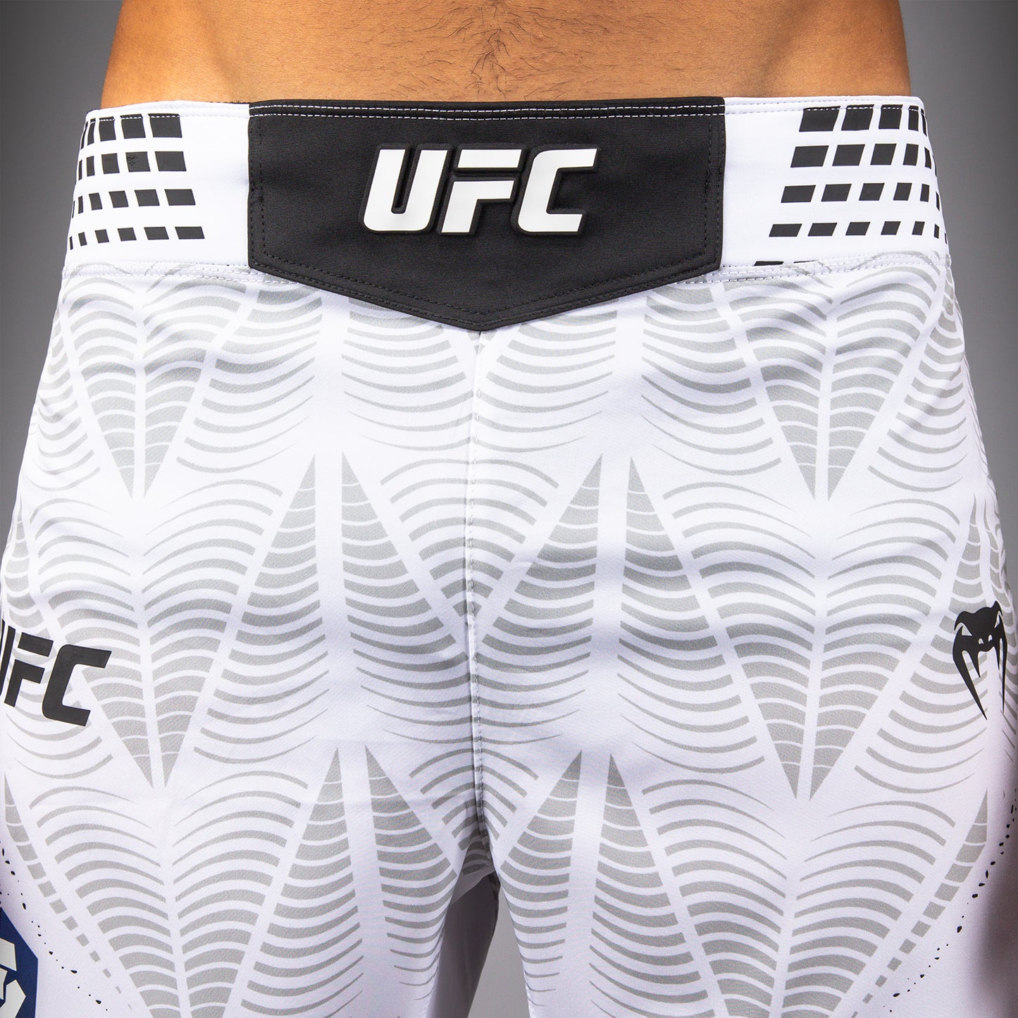 UFC Zenith by Venum Authentic Fight Night Kurze Passform Fight Short Herren Personalisiert - Weiß