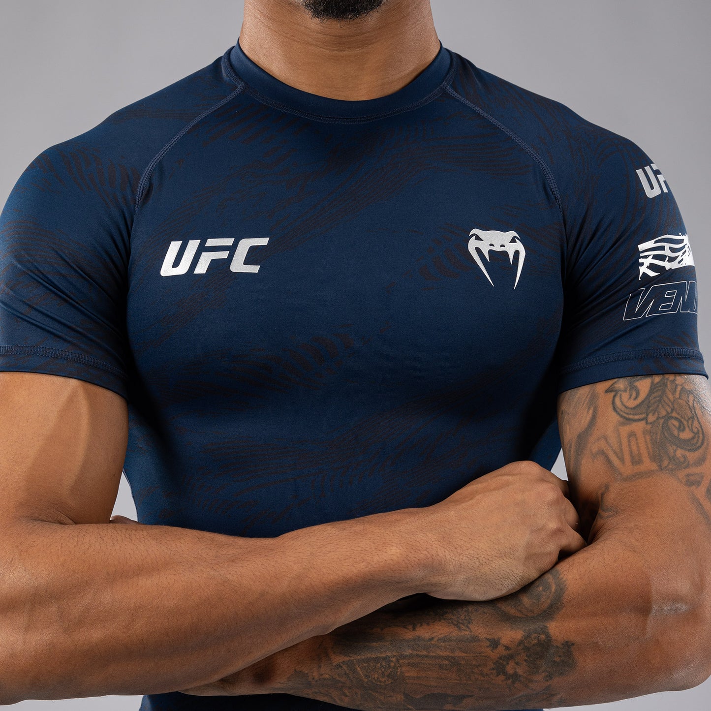 UFC Fusion by Venum Fight Week Herren Performance Kurzarm Rashguard - Ozeanisches Blau