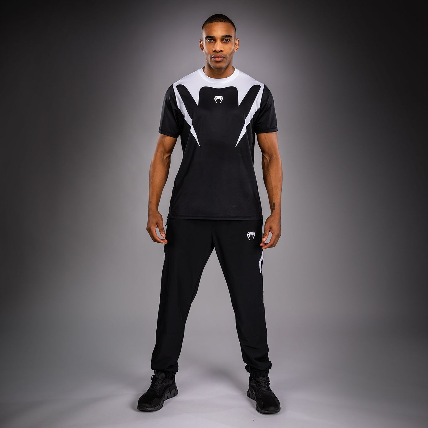 Venum Attack 90 Dry-Tech-T-Shirt – Weiß/Schwarz