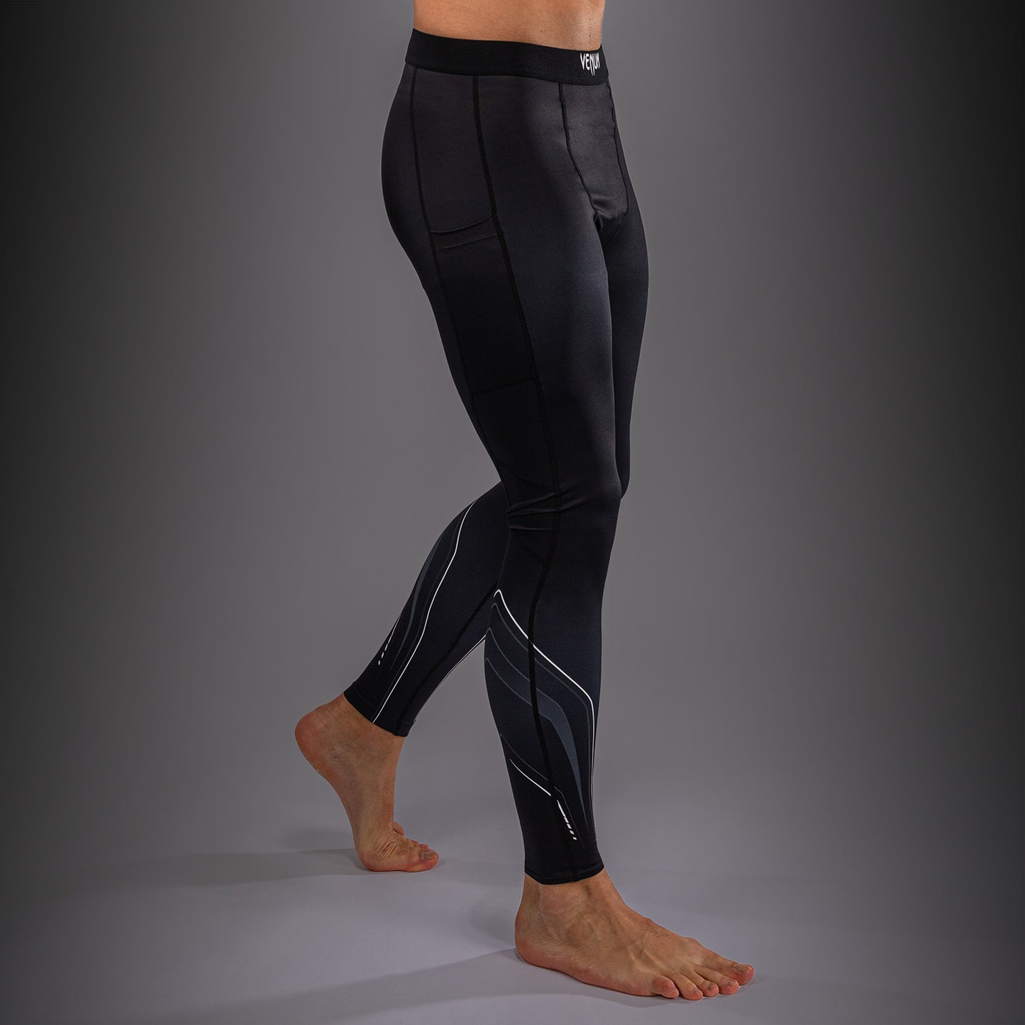 Venum Streamline Spats – Schwarz/Weiß