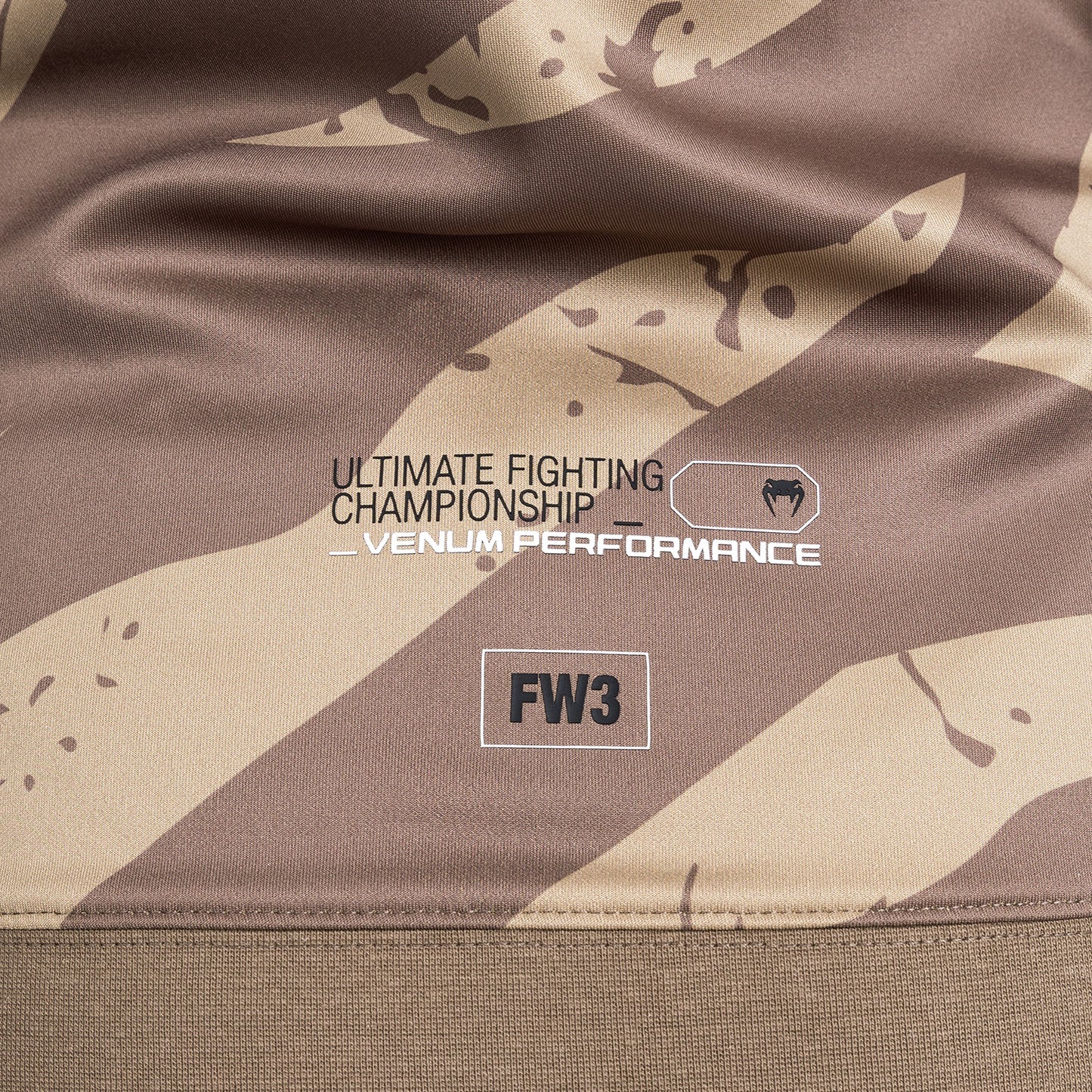 UFC Adrenaline by Venum Fight Week Frauen Zip Hoodie - Desert Camo