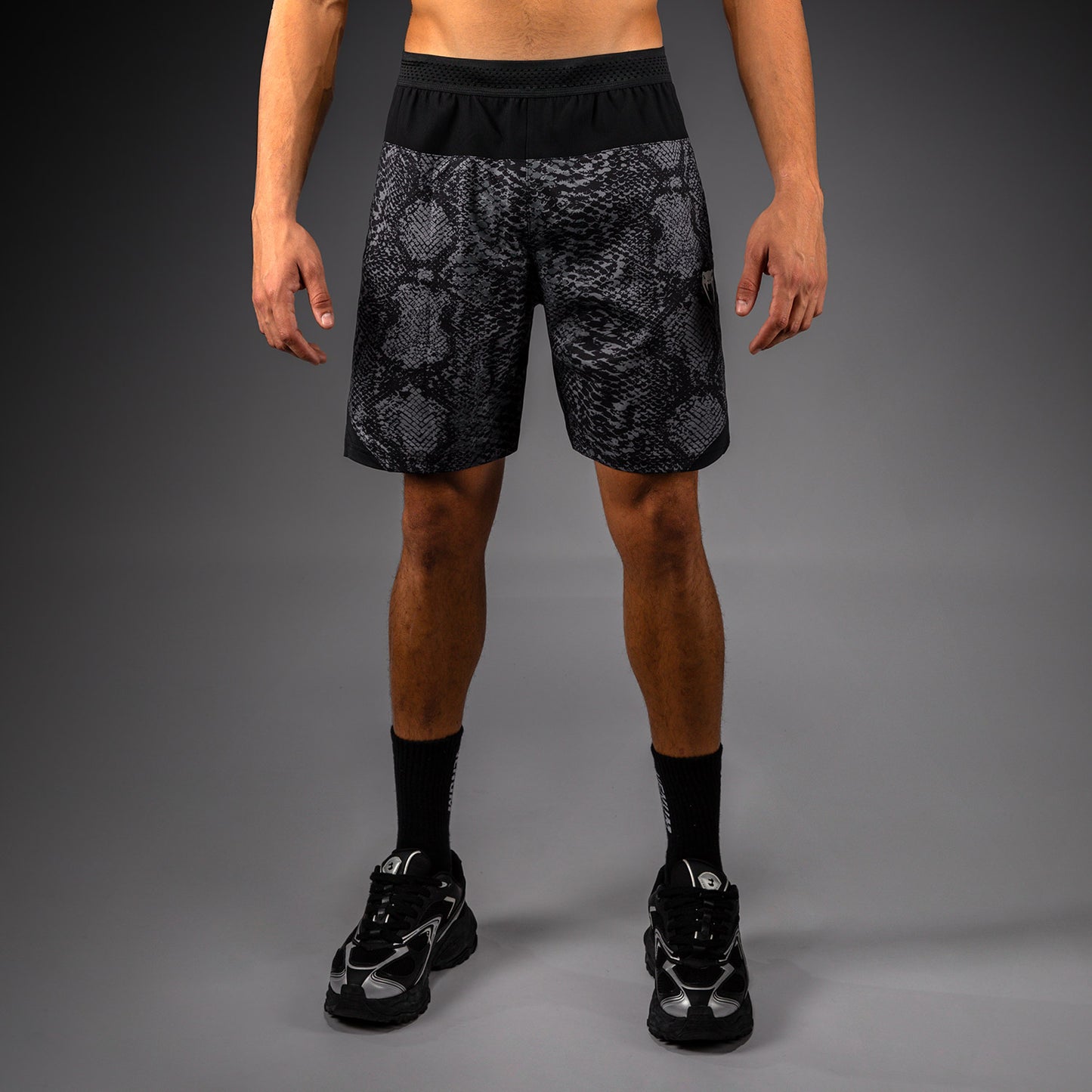 Venum G-Fit Scales Trainingsshorts – Schwarz/Anthrazitgrau