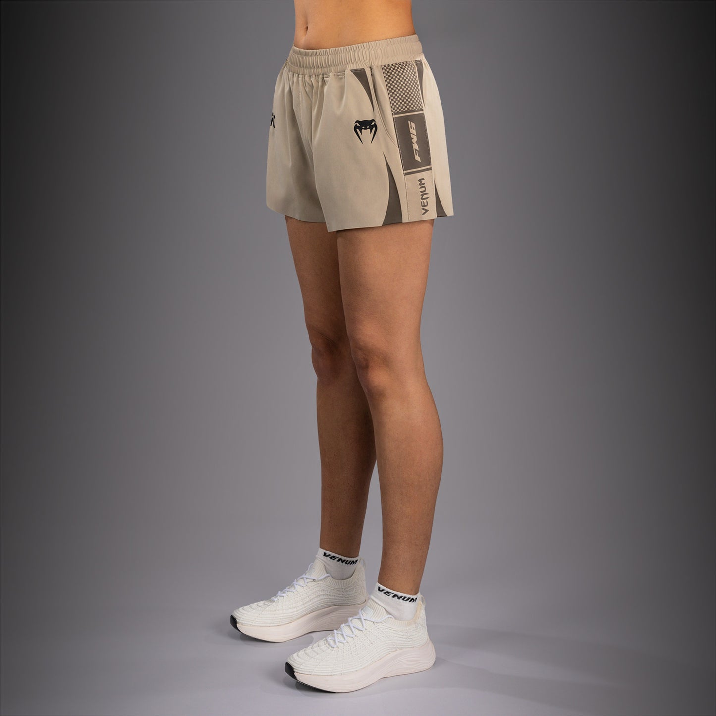 Venum UFC Unity by Venum Authentic Fight Week Damen Funktionsshorts - Sand