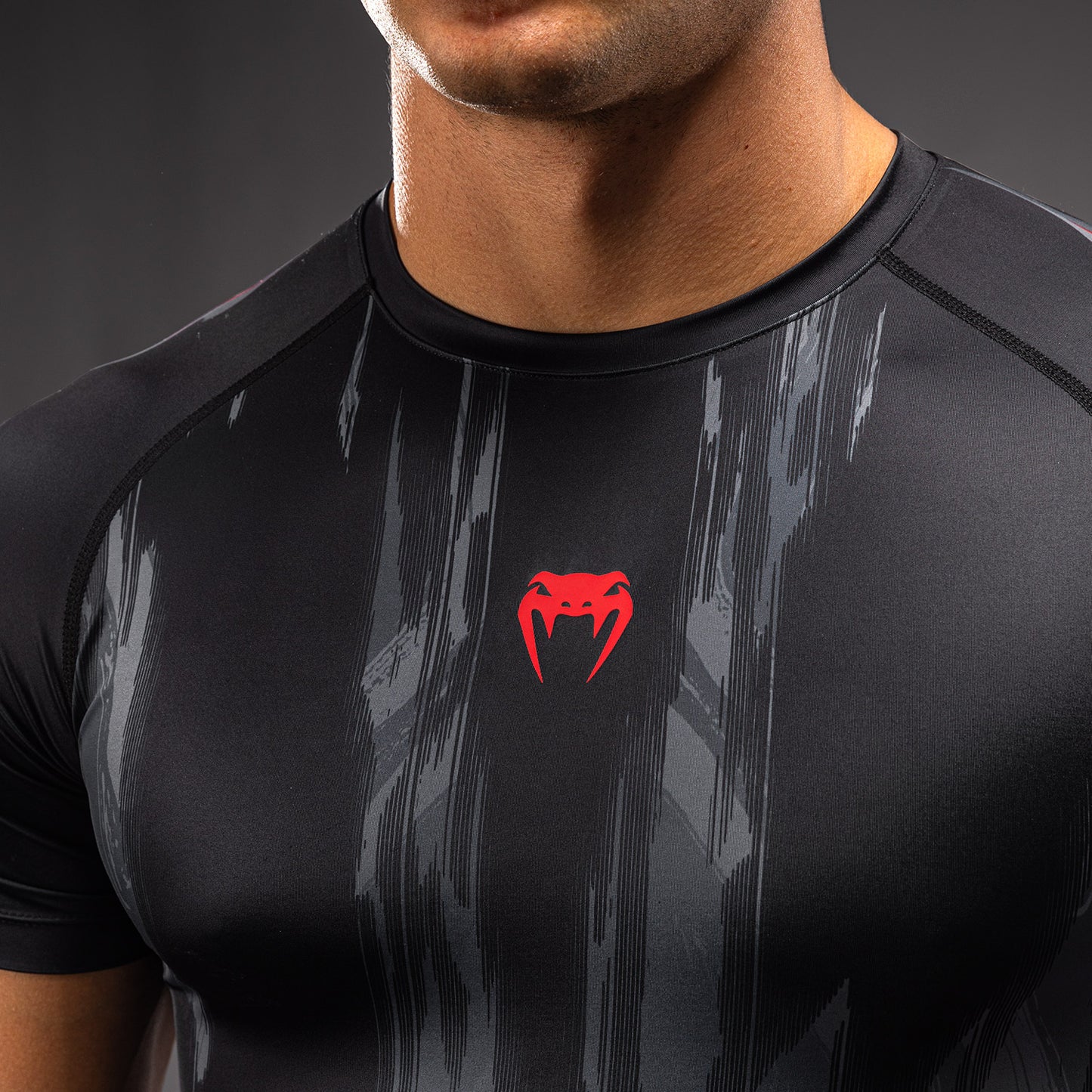 Venum Demon Kurzarm Rashguard - Schwarz/Grau