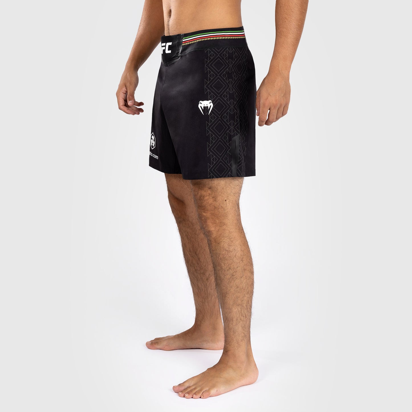 Noche UFC by Venum Authentic Fight Night Herren Kampfhose - Kurze Passform - Schwarz