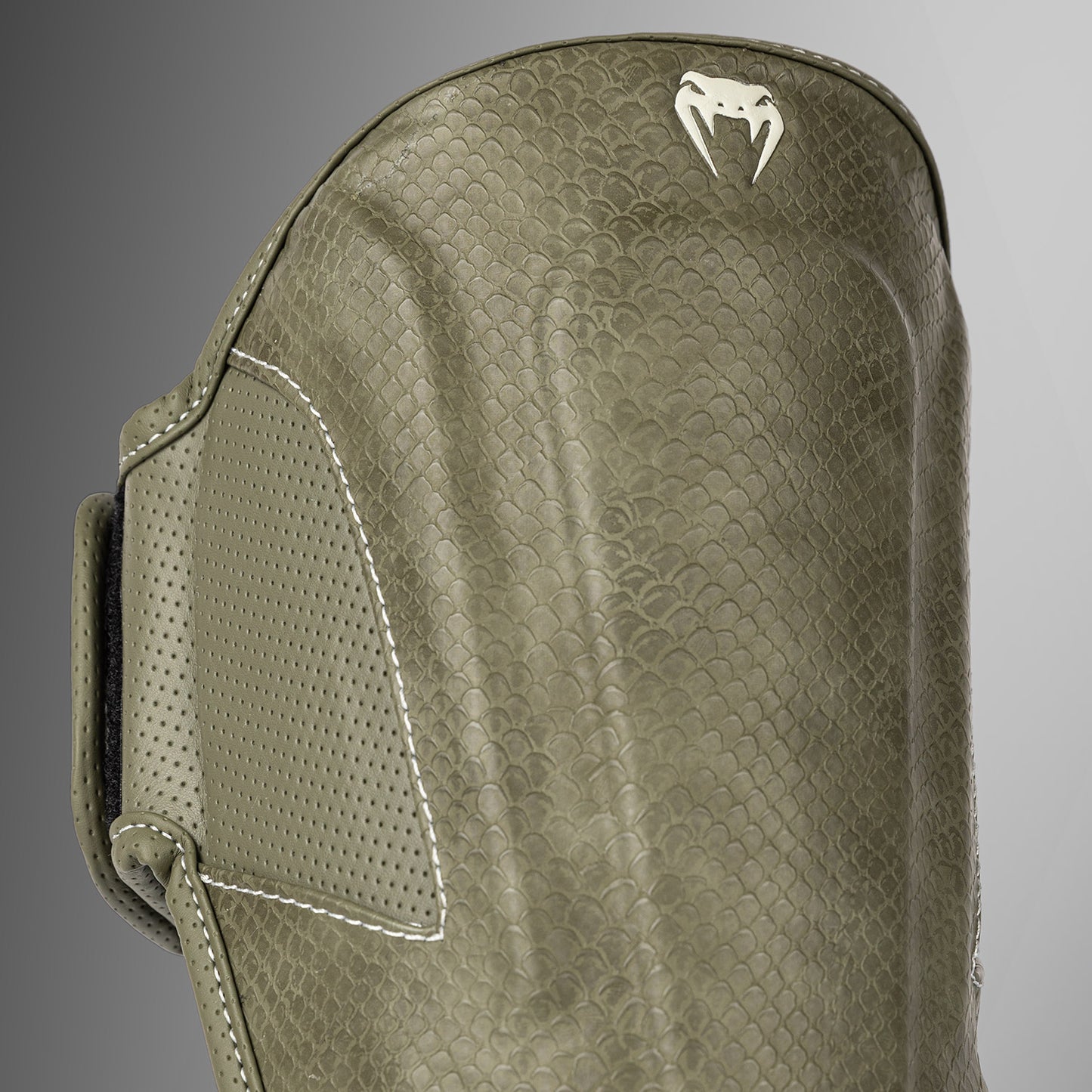 Venum Impact Evo Scales Schienbeinschoner – Army Green