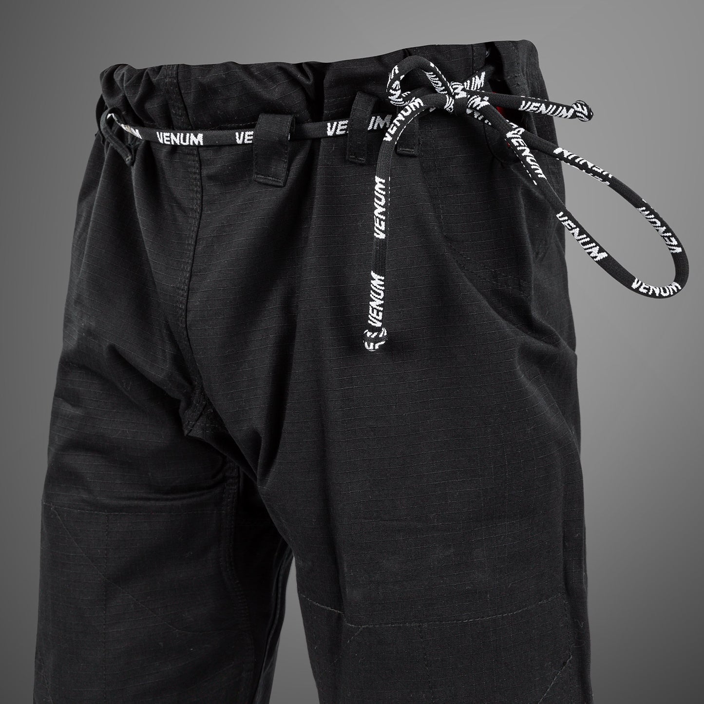 Venum x Assassin’s Creed Shadows BJJ Gi - Burgund/Schwarz