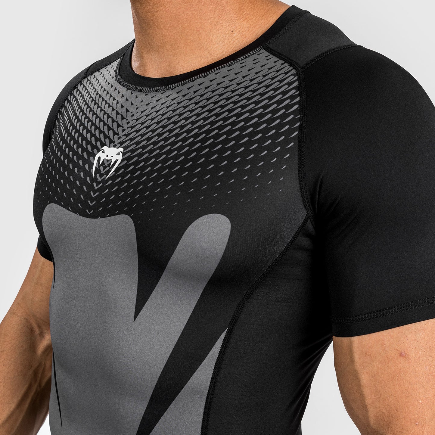 Venum Attack Herren Kurzarm Rashguard - Schwarz/Grau