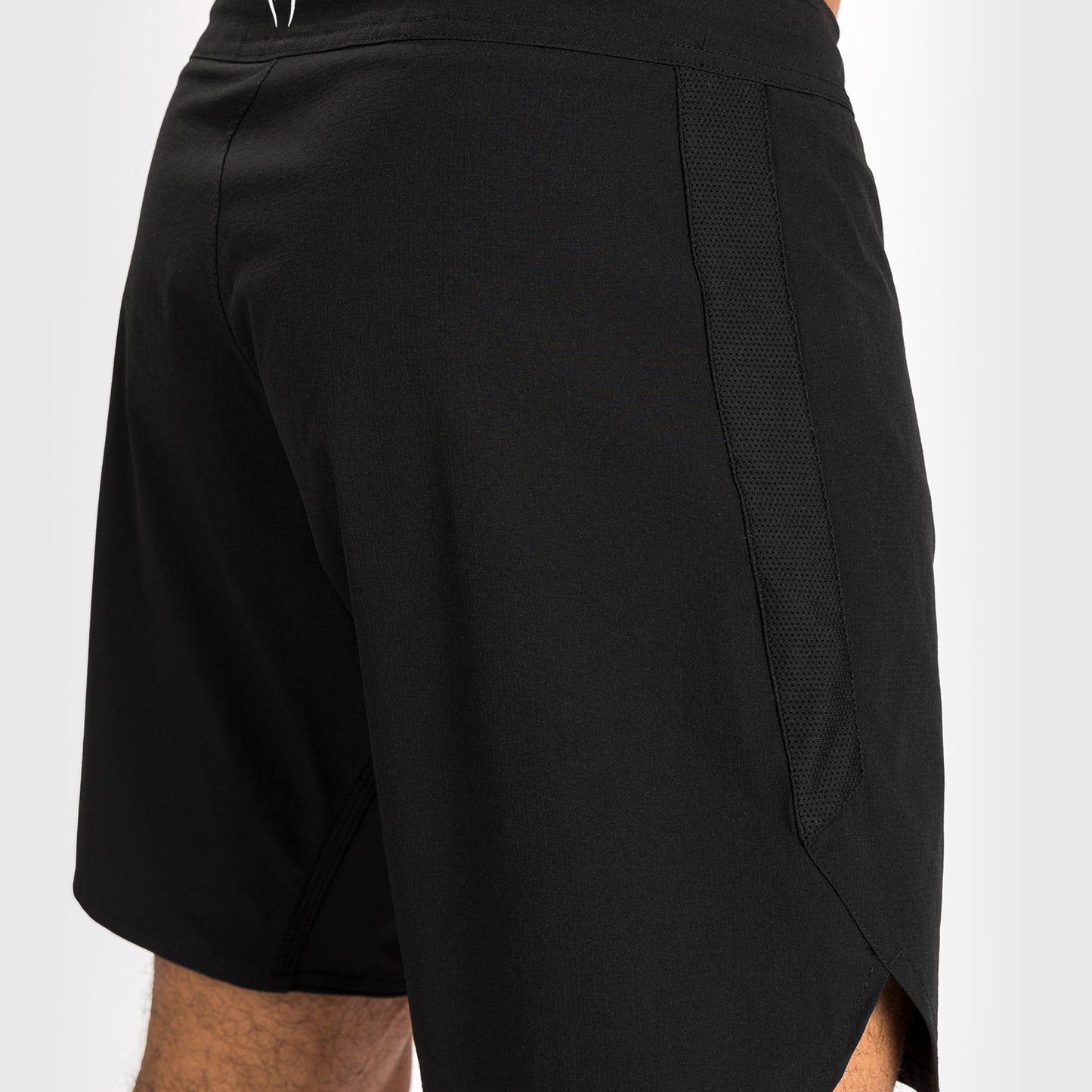 Venum Contender Fight Shorts für Männer - Schwarz/Weiß