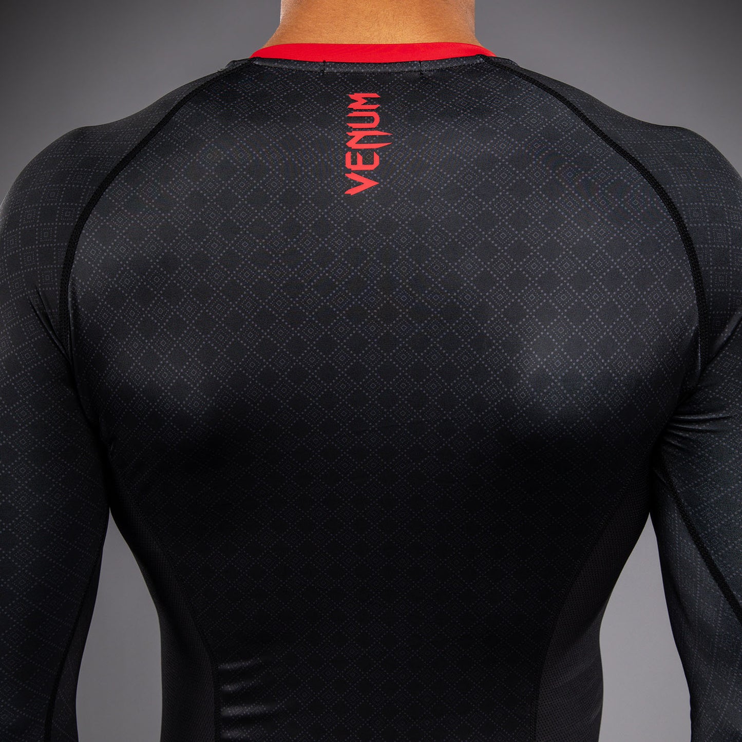 Venum x Roger Gracie Signature Langarm Rashguard - Schwarz/Rot
