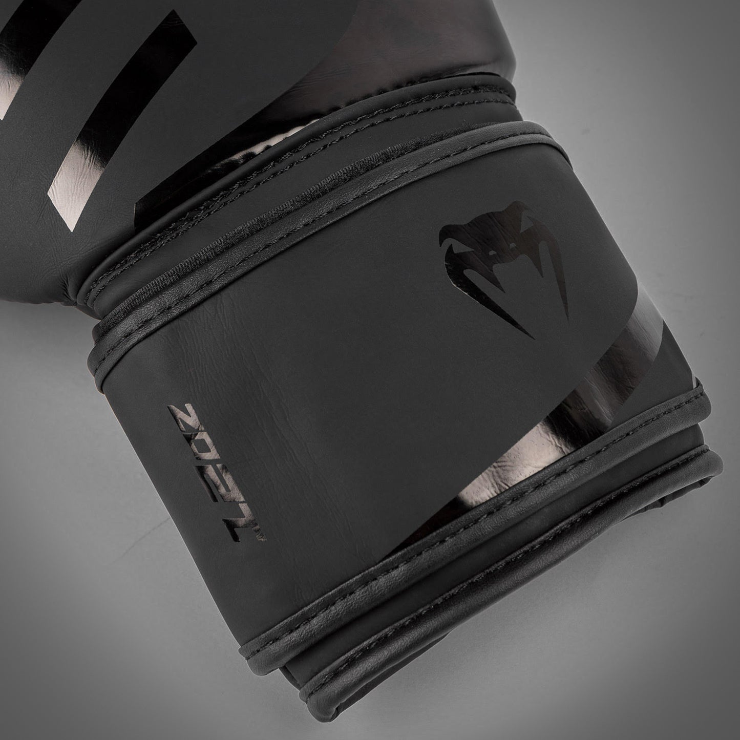 Venum Challenger 3.0 Shockwave Boxhandschuhe – Schwarz