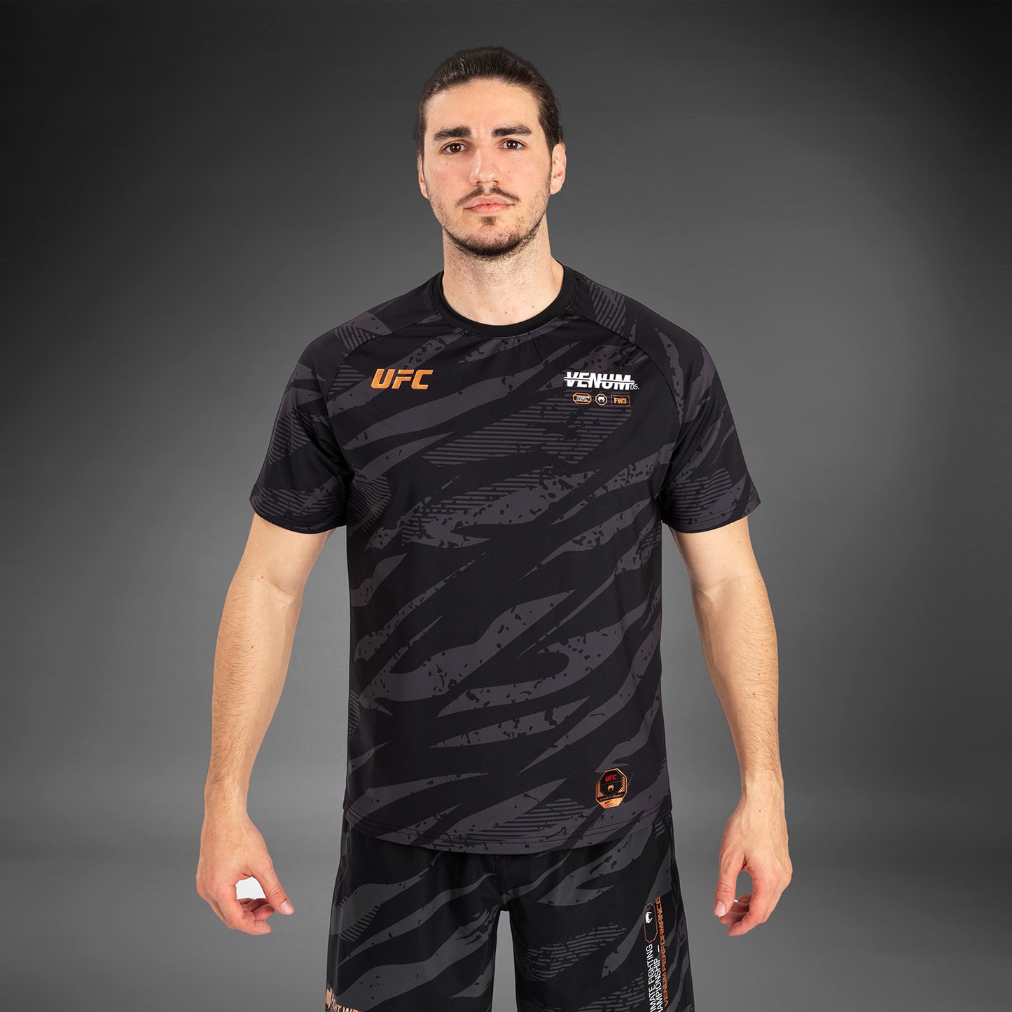 UFC Adrenaline by Venum Fight Week Herren Dry Tech T-Shirt - Urban Camo