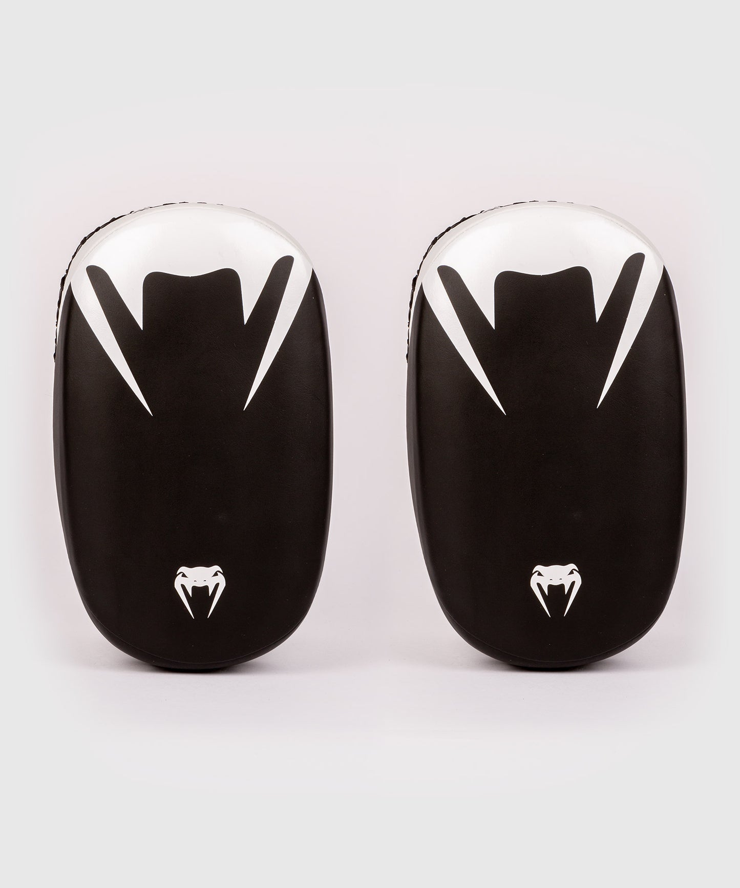 VENUM KICKBOXING – LIGHT KICK PAD 2.0