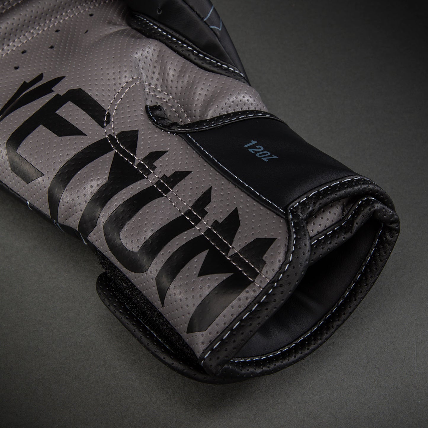Venum Thunder Dragon Boxhandschuhe – Schwarz/Grau/Kupfer