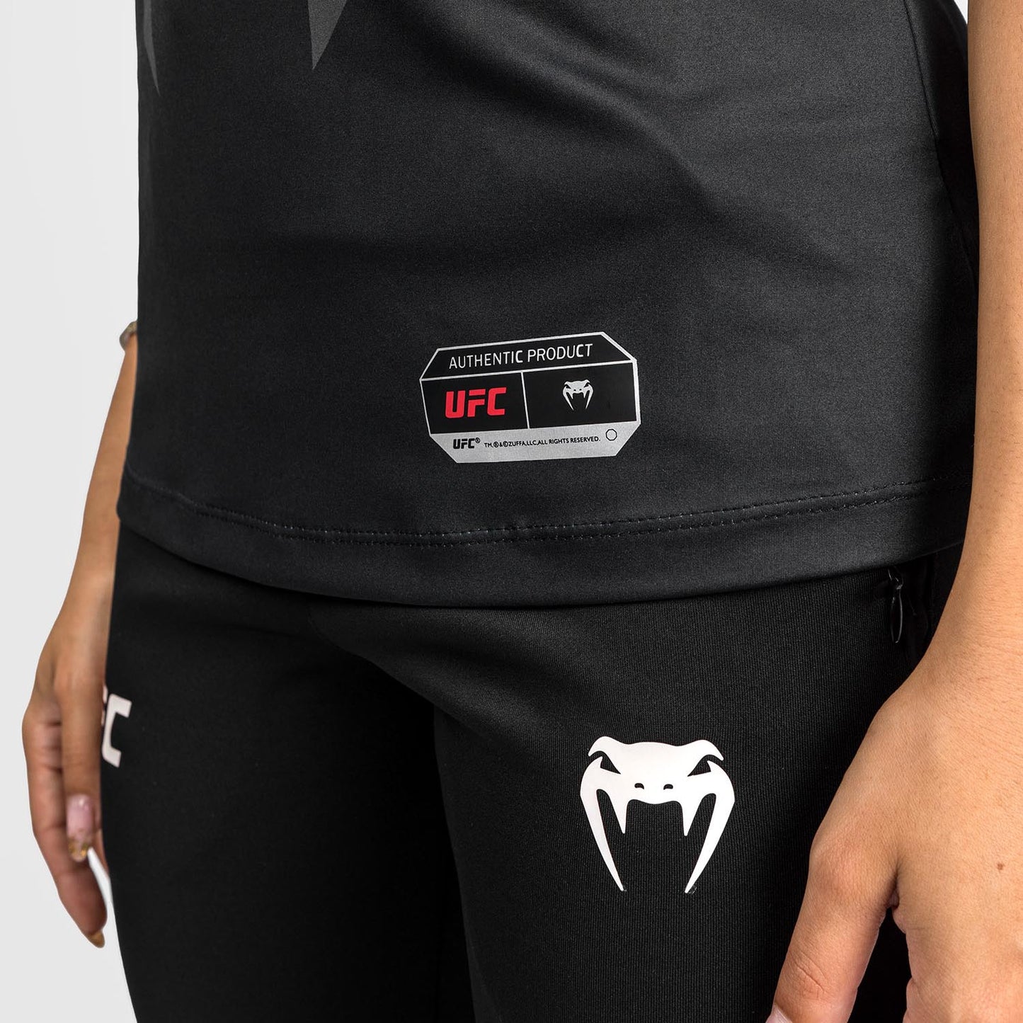 UFC Venum Authentic Fight Night 2.0 Frauen Walkout Jersey - weiß