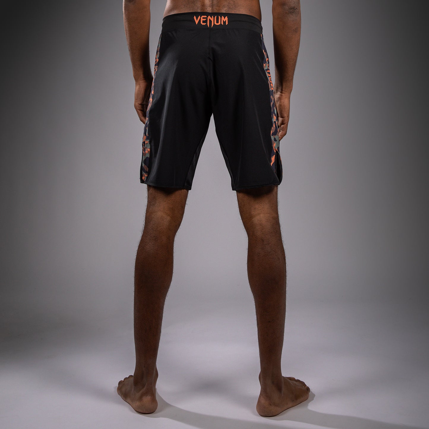 Venum Jungle Ops Kampfshorts für Männer - Schwarz/Canyon Camo