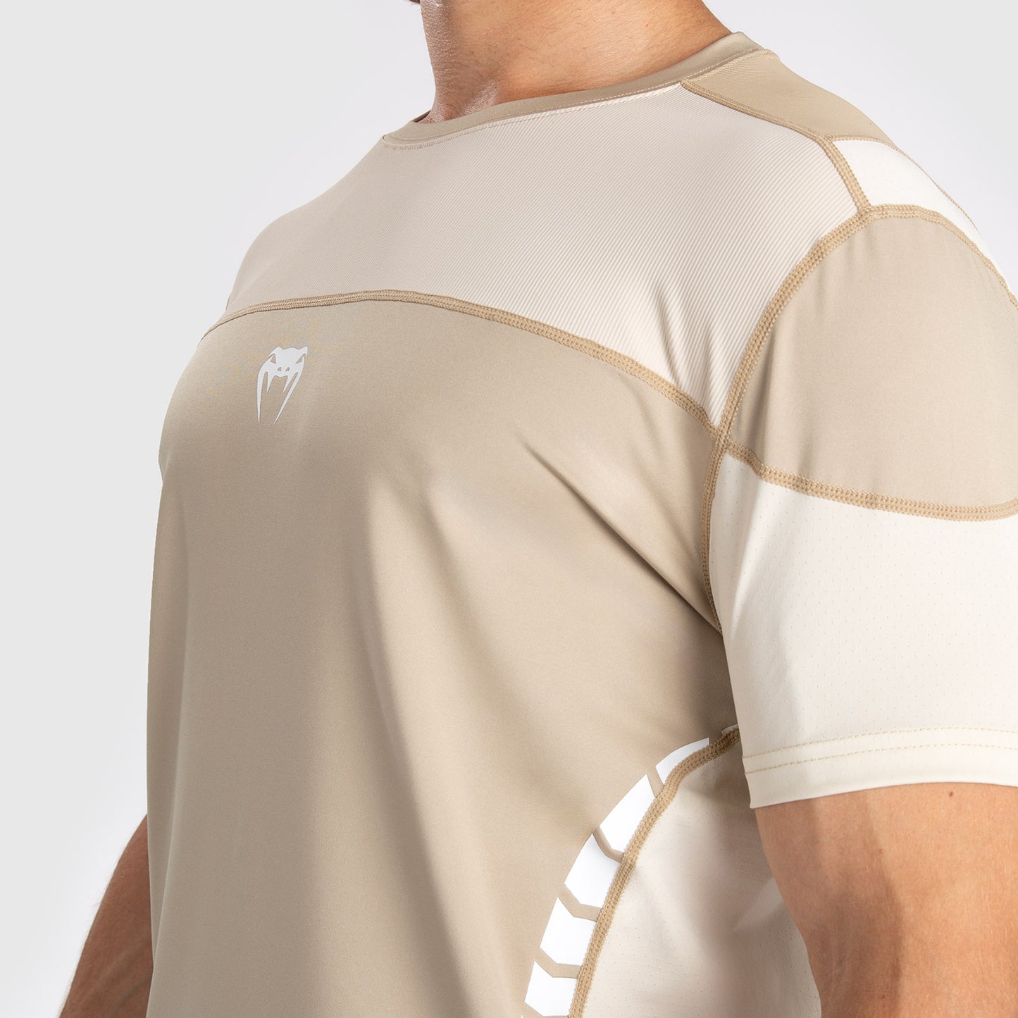 Venum Tempest Herren Dry-Tech T-Shirt - Beige/Sand