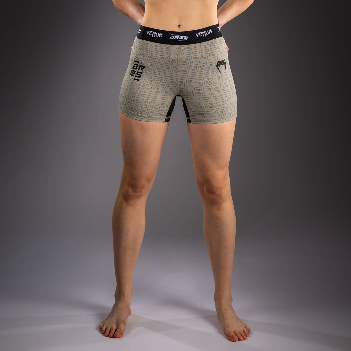 Venum x Ares 2.0 Trainingsshorts für Damen – Sand