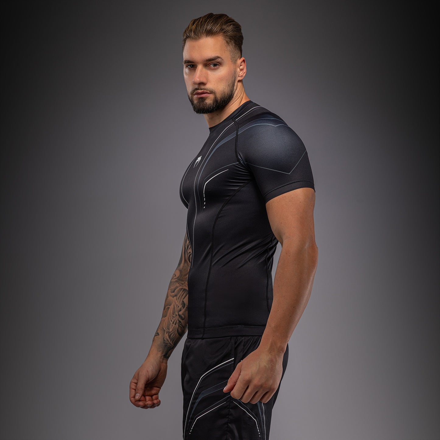 Venum Streamline Kurzarm Rashguards – Schwarz/Weiß