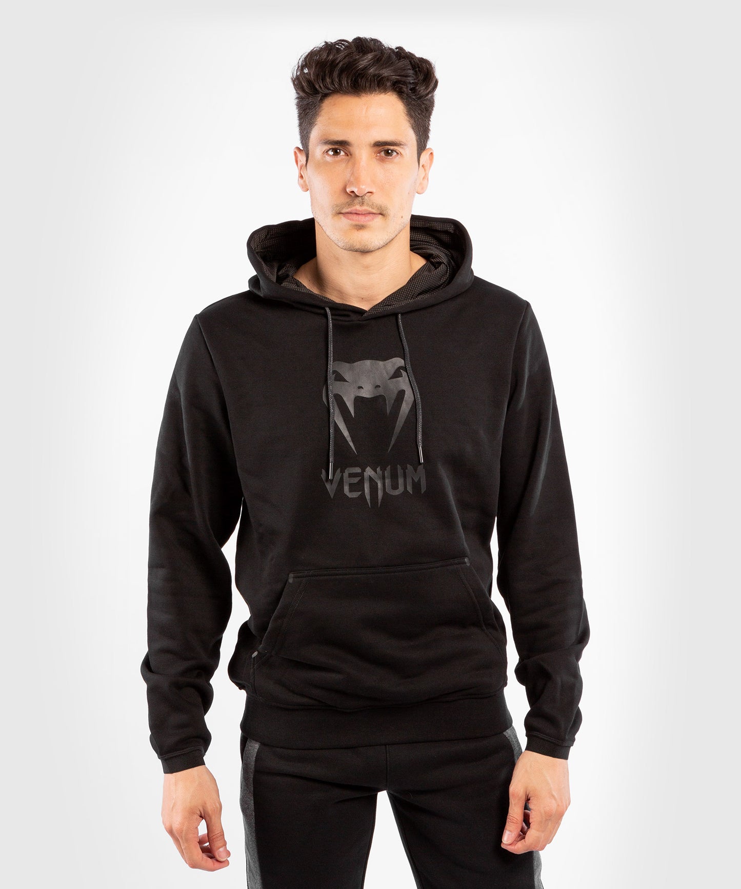 Venum Classic Hoodie - Schwarz/Schwarz