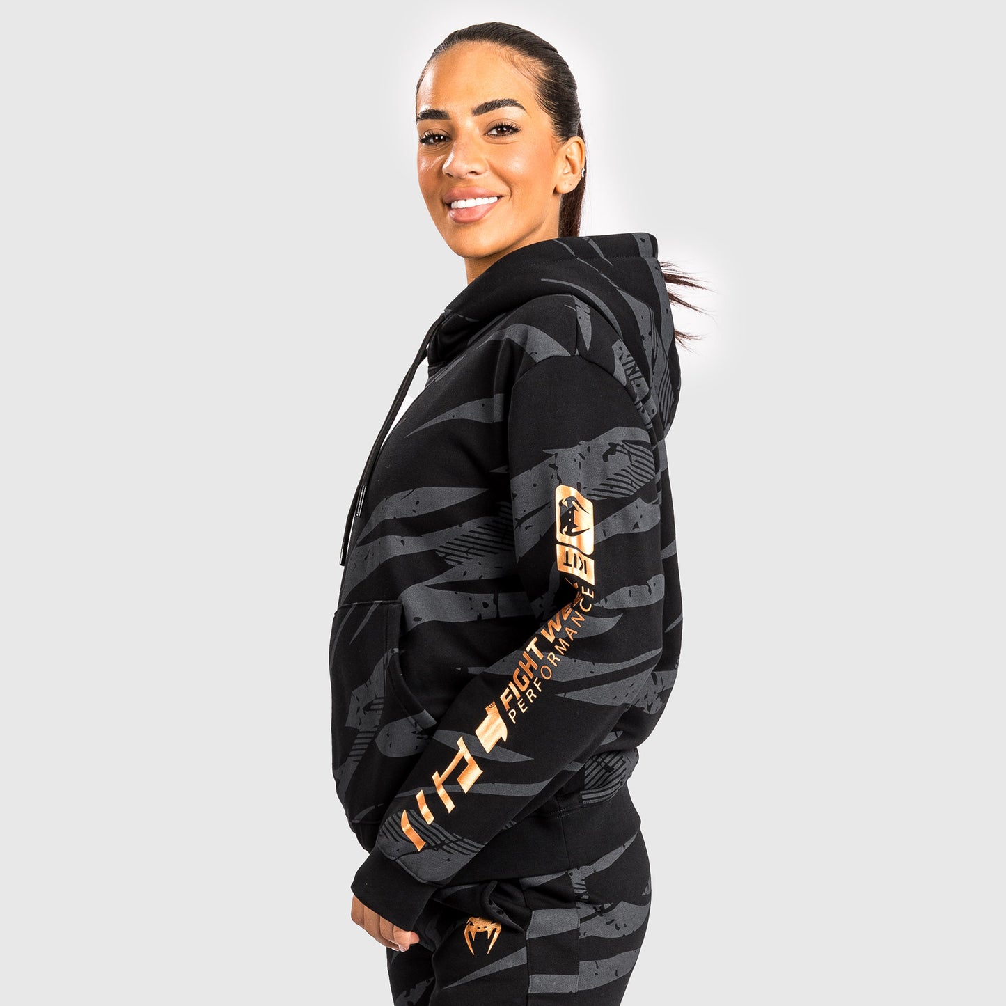 UFC Adrenaline by Venum Fight Week Frauen Pullover Hoodie - Urban Camo