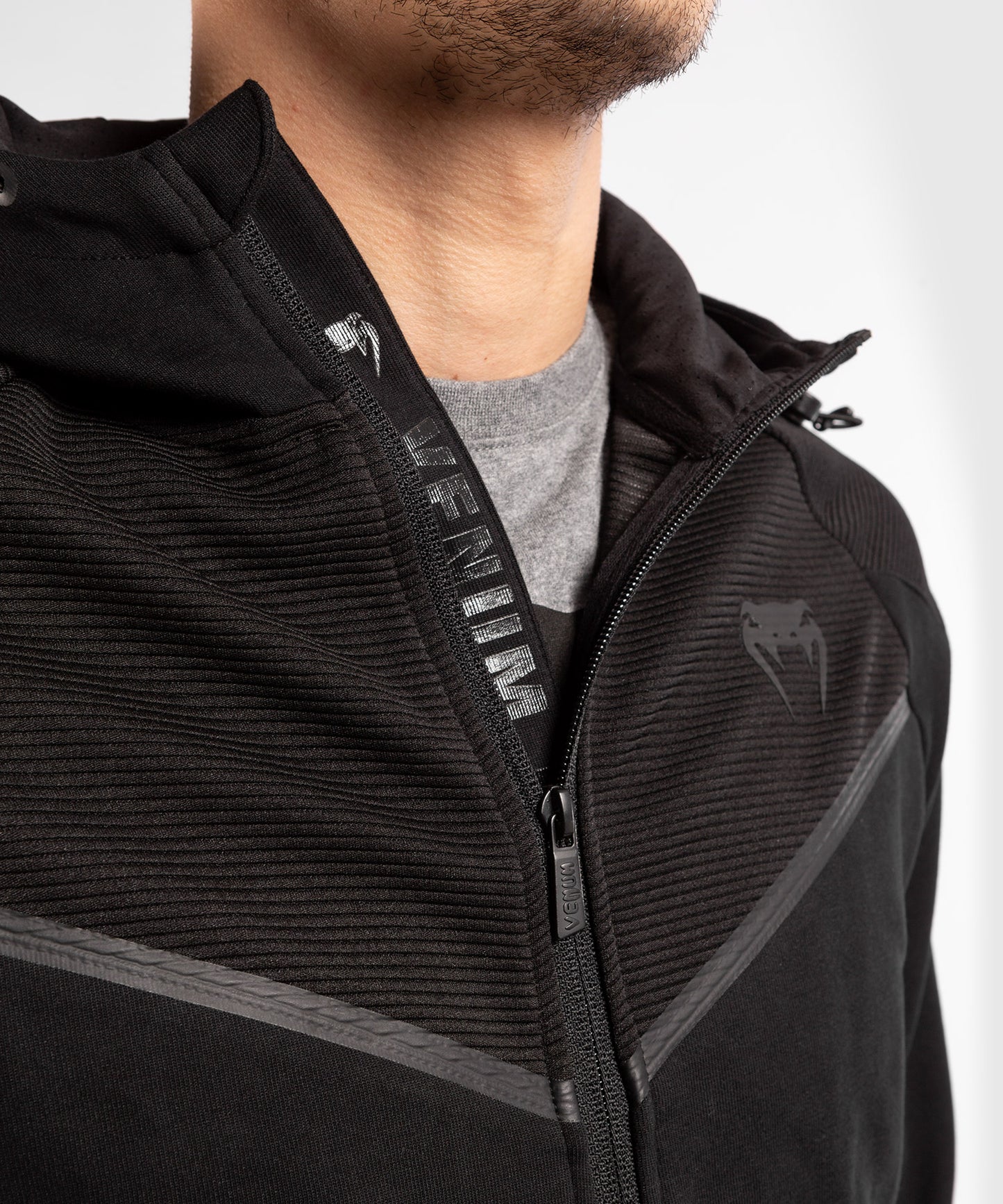 Venum LASER EVO 2.0 Kapuzen-Sweatshirt - Schwarz / Schwarz