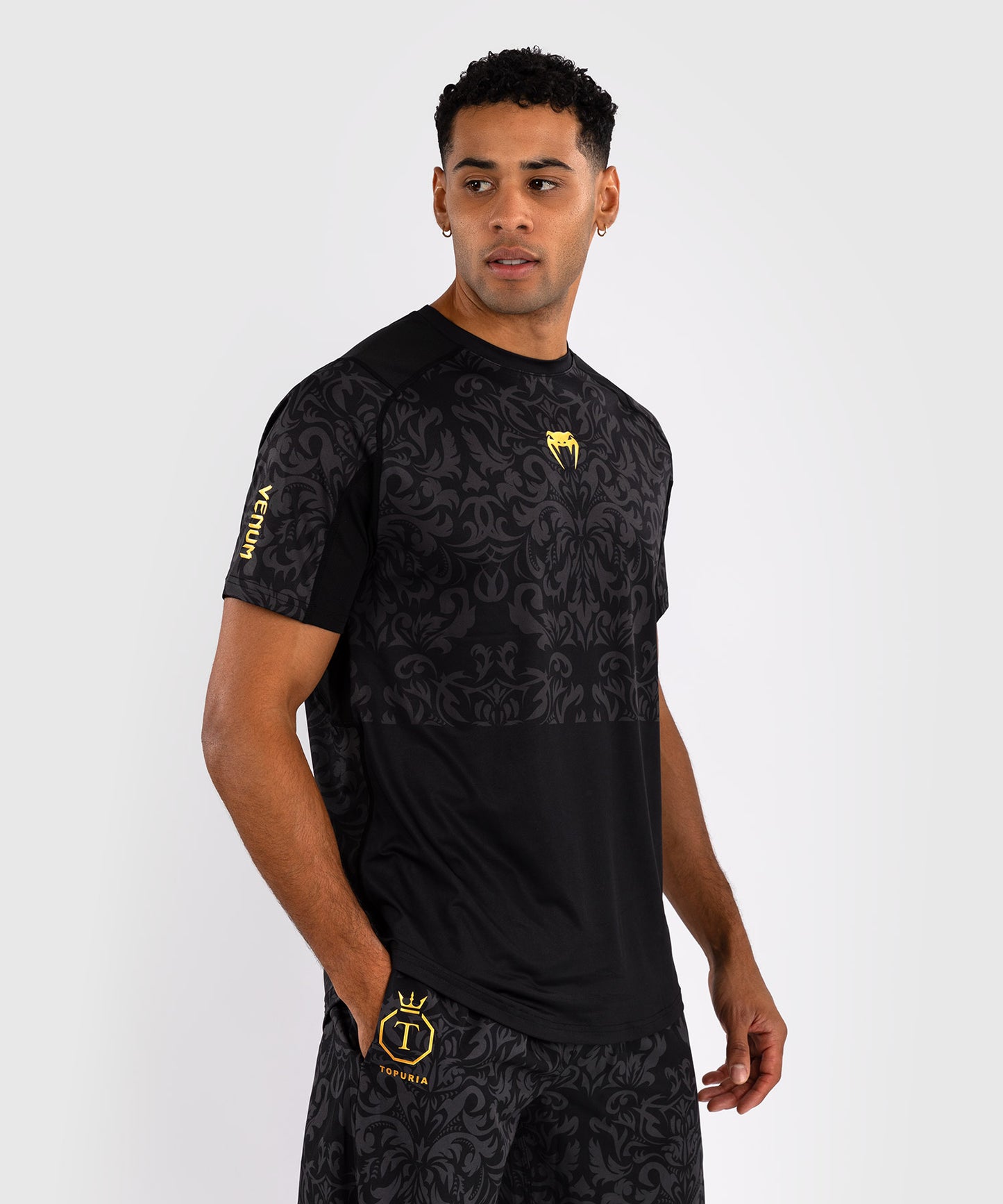 Venum x Topuria Unmatched Edition Dry-Tech Shirt - Schwarz/Gold