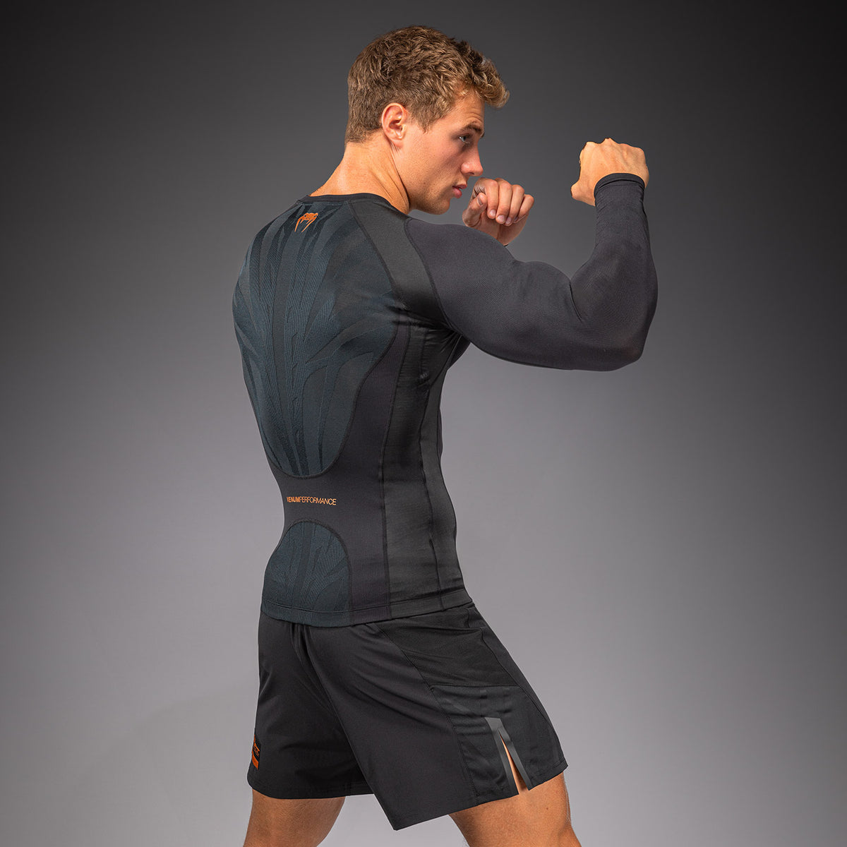 Venum G-Fit Revolution Langarm-Rashguard - Schwarz/Kupfer