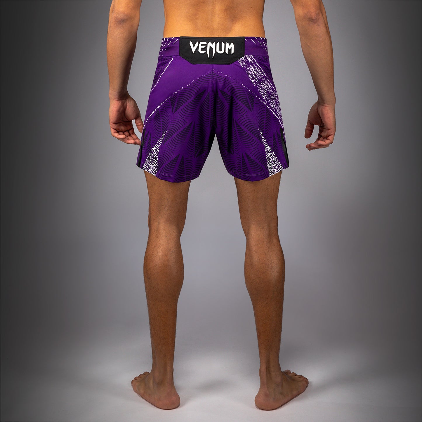 UFC Zenith by Venum Authentic Fight Night Kurze Passform Fight Short Herren - Lila