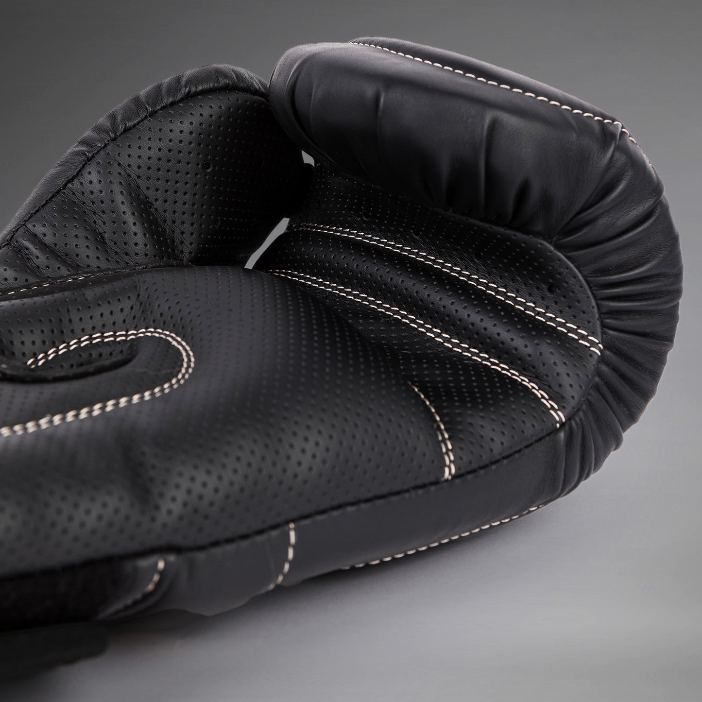 Venum Impact Evo Boxhandschuhe - Schwarz