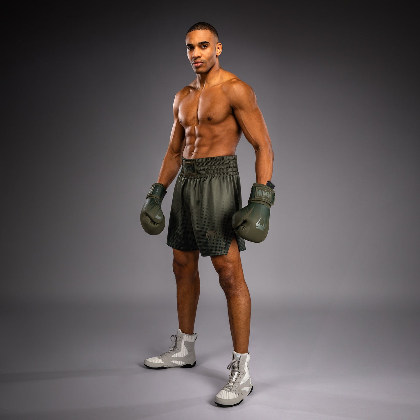 Venum Stealth Boxshorts – Khaki/Dunkelgrün