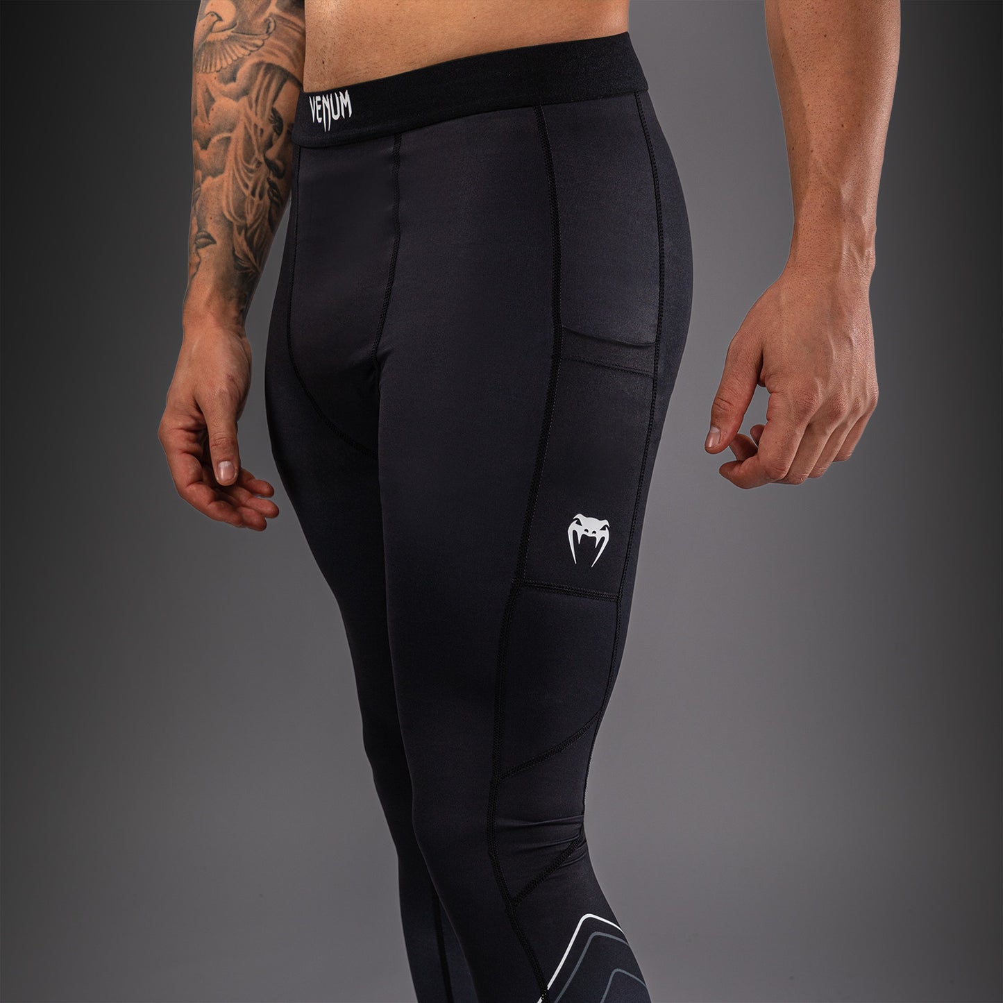 Venum Streamline Spats – Schwarz/Weiß