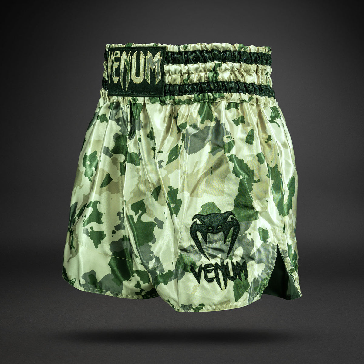 Venum Classic Muay-Thai-Shorts - Wüsten-Camouflage