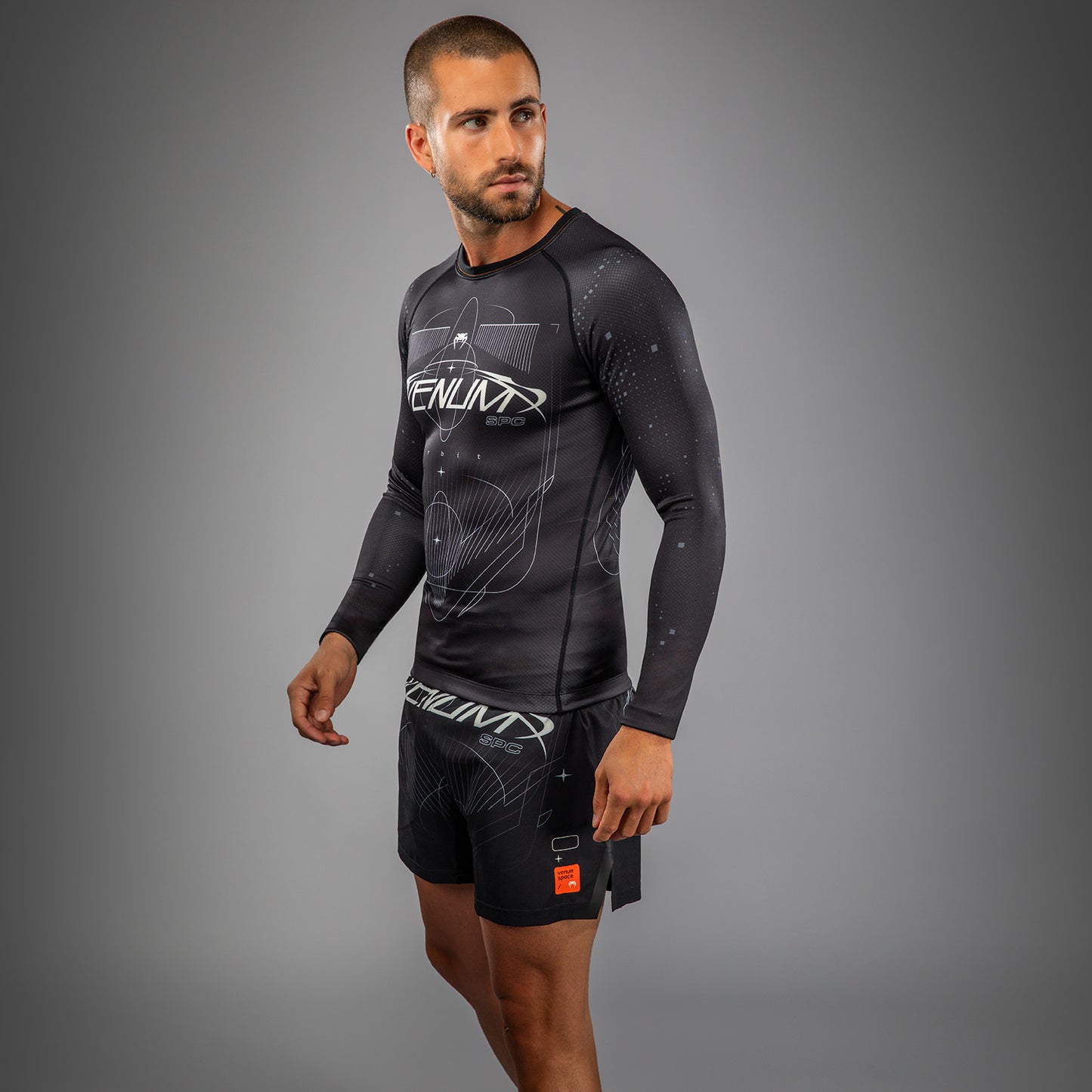 Venum Eclipse Langarm Rashguard – Schwarz/Ivory