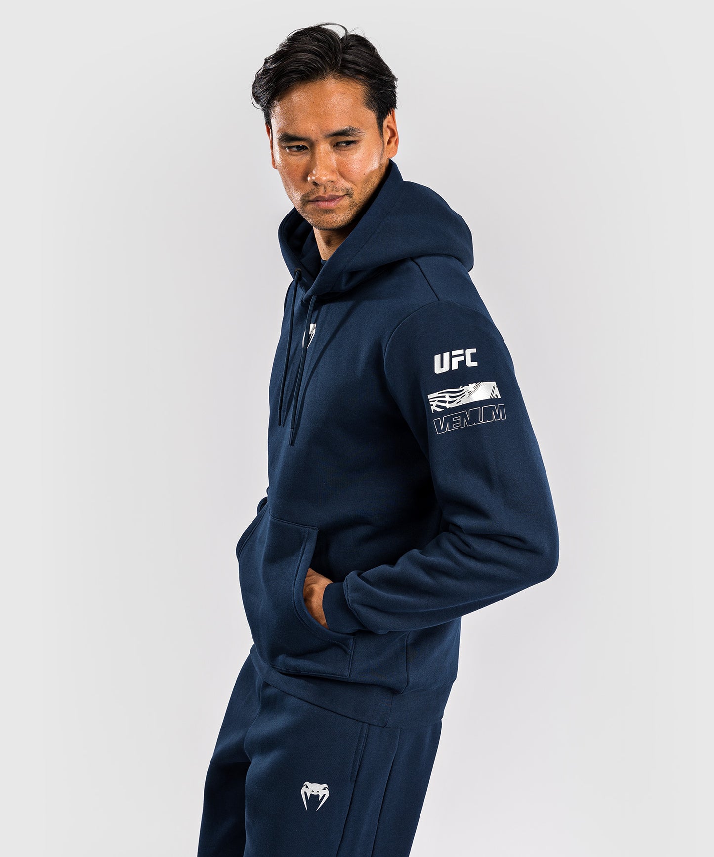 UFC Fusion by Venum Fight Week Herren Pullover Hoodie - Solid Ozeanisches Blau