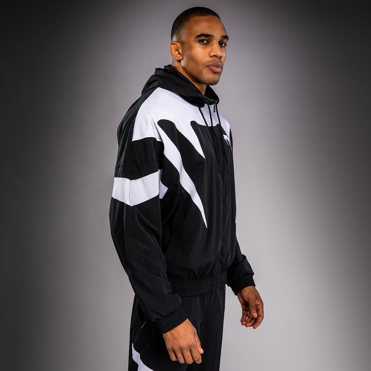 Venum Attack 90 Trainingsjacke – Weiß/Schwarz