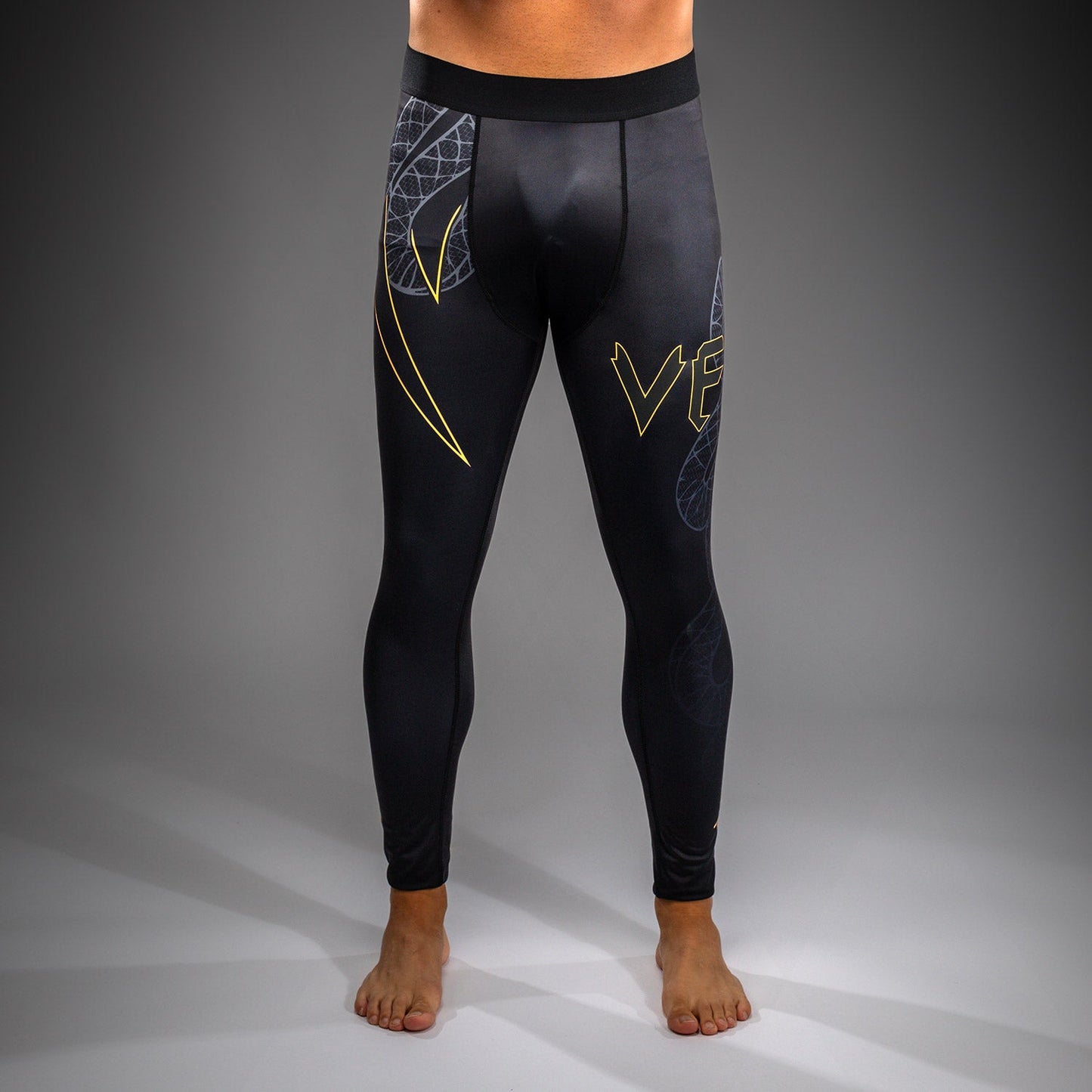 Venum Serpenti Spats – Schwarz/Silber/Gold