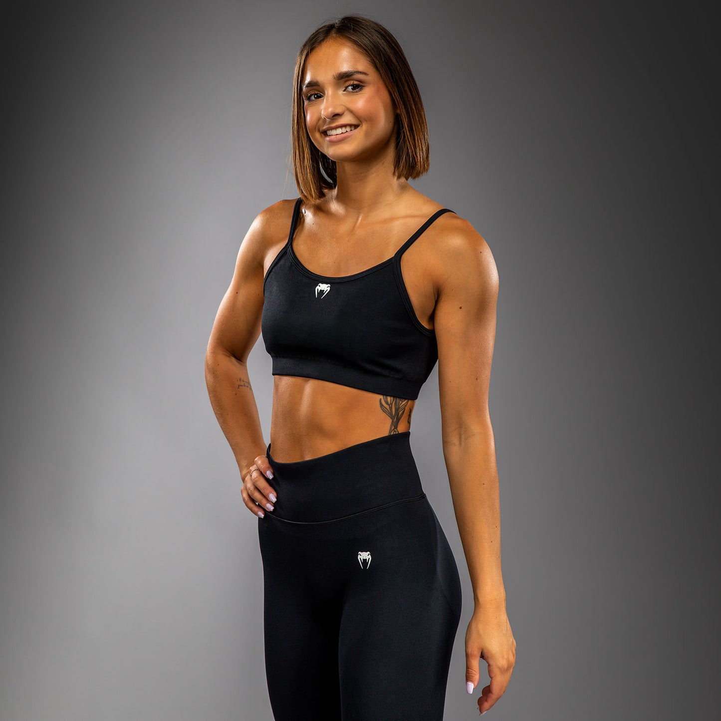 Venum Sculpt Women’s Sport-BH – Schwarz/Weiß