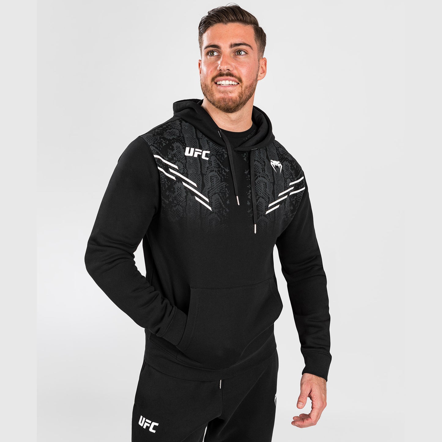 UFC Adrenaline by Venum Replica Herren Pullover Hoodie - Schwarz