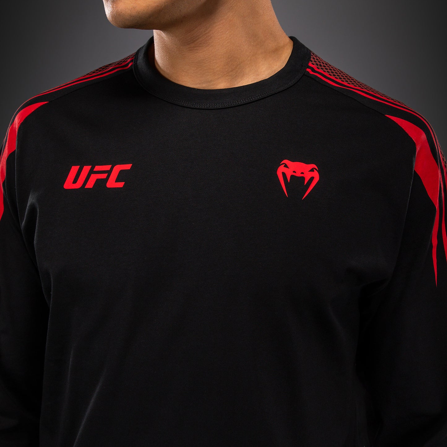 Venum UFC Unity by Venum Authentic Fight Week Herren-Langarm-T-Shirt - Schwarz